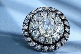 Trâm cài áo kim cương của Hoàng đế Napoleon Bonaparte. (Nguồn: Sotheby's)