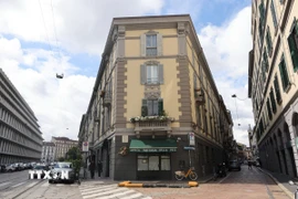 Phía trước quán Antica Trattoria della Pesa. (Ảnh: Thanh Hải/TTXVN)