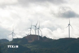 Dự án điện gió tại Quảng Trị. (Ảnh: Nguyên Lý/TTXVN)