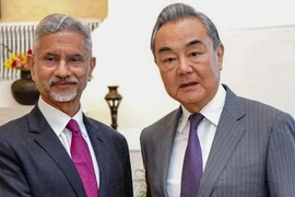 Ngoại trưởng Ấn Độ S Jaishankar và người đồng cấp Trung Quốc Vương Nghị trong một cuộc họp tại New Delhi. (Nguồn: hindustantimes)