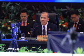 Tổng Thư ký Bộ Chuyển đổi năng lượng và Chuyển đổi nước Malaysia, ông Haji Mad Zaidi bin Mohd Karli chủ trì Hội nghị SOME+3. (Ảnh: TTXVN phát)