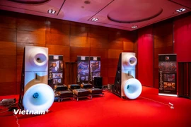 Ngắm loạt đồ âm thanh tiền tỷ tại Triển lãm thiết bị nghe nhìn lớn nhất trong năm