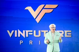 Giáo sư Toby Walsh - Đại học New South Wales, Australia, Viện sĩ của Hiệp hội Máy tính Hoa Kỳ đã chia sẻ về việc sử dụng Ai có trách nhiệm và đạo đức. (Ảnh: Minh Sơn/Vietnam+)