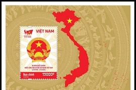 Mẫu blốc thể hiện Quốc huy nước Cộng hòa Xã hội Chủ nghĩa Việt Nam và bản đồ Tổ quốc với chủ quyền biển đảo thiêng liêng và trọn vẹn của lãnh thổ quốc gia.