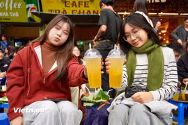 Trải nghiệm thú vị của giới trẻ Hà Nội những ngày gió lạnh đầu mùa 