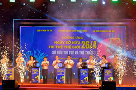 Nghi thức bấm nút chính thức phát động phong trào hưởng ứng Ngày Sở hữu trí tuệ thế giới 2026. (Ảnh: Sở Khoa học và Công nghệ Hà Nội)