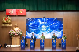 Chính thức ra mắt “Hệ thống điều hành An ninh mạng Quốc gia." (Ảnh: Minh Sơn/Vietnam+)