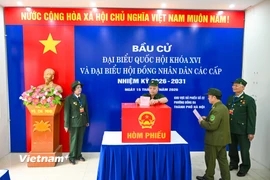 Các tổ bầu cử ở Thủ đô vận hành mẫu quy trình bỏ phiếu, sẵn sàng phục vụ cử tri