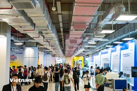 Hàng trăm gian hàng góp mặt tại Triển lãm quốc tế Đổi mới sáng tạo Việt Nam 