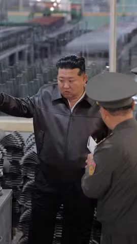 Nhà lãnh đạo Kim Jong-un ra lệnh thần tốc hiện đại hóa vũ khí 