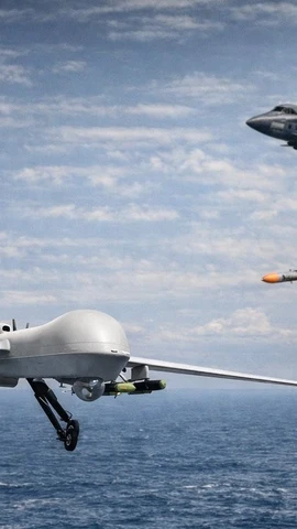 Mỹ bắn hạ UAV Iran áp sát tàu sân bay trên Biển Arab