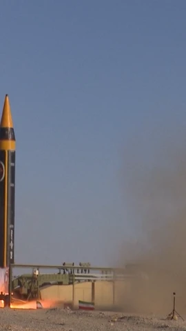 Iran triển khai tên lửa Khorramshahr-4, phát tín hiệu răn đe mới