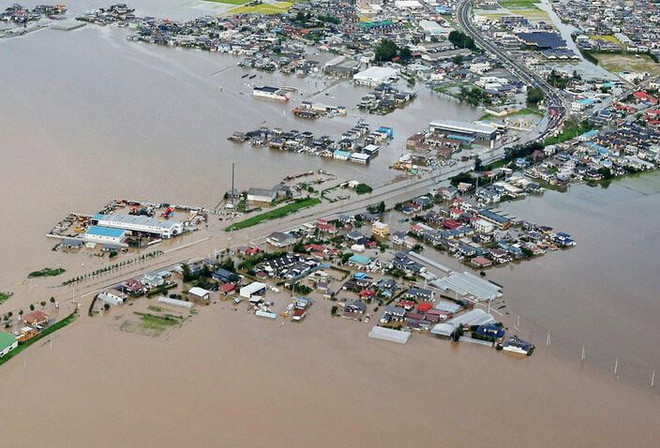 [Photo] Nhật Bản hứng chịu trận lũ tồi tệ nhất trong 60 năm qua ảnh 2