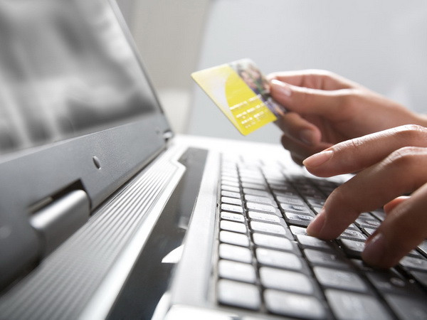 Thương mại điện tử: Thị trường đi lên, niềm tin đi xuống! ảnh 1