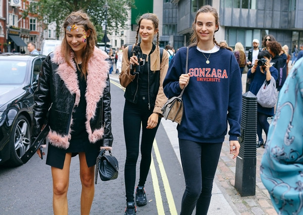 Dự đoán xu hướng street style ngay tại Tuần lễ Thời trang London ảnh 15