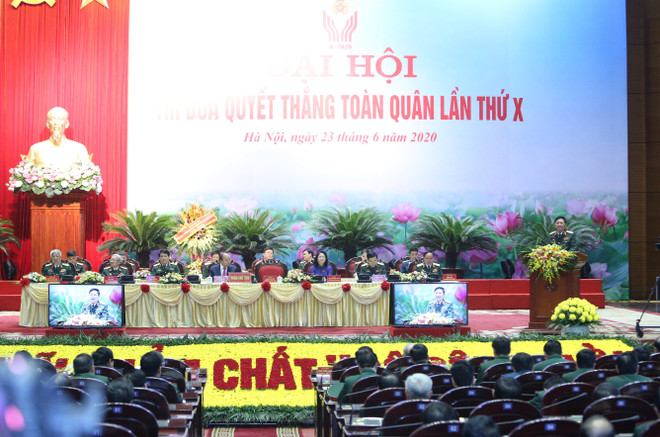 Quang cảnh Đại hội. (Ảnh: Dương Giang/TTXVN) Thủ tướng dự Đại hội Thi đua quyết thắng toàn quân lần thứ X ảnh 3