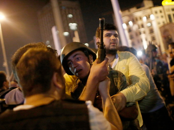 Thị trưởng Istanbul tuyên bố vụ đảo chính "đã bị ngăn chặn" ảnh 1