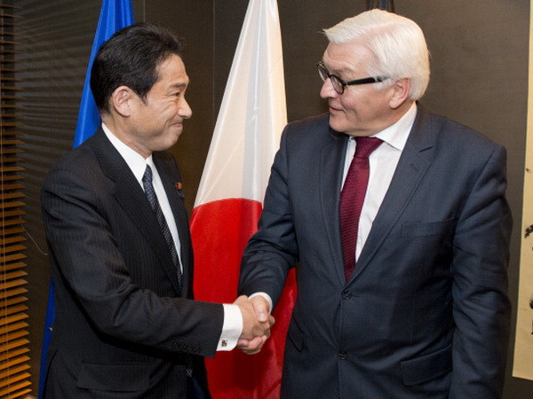 Nhật, Đức nhất trí hợp tác xoa dịu khủng hoảng Ukraine ảnh 1