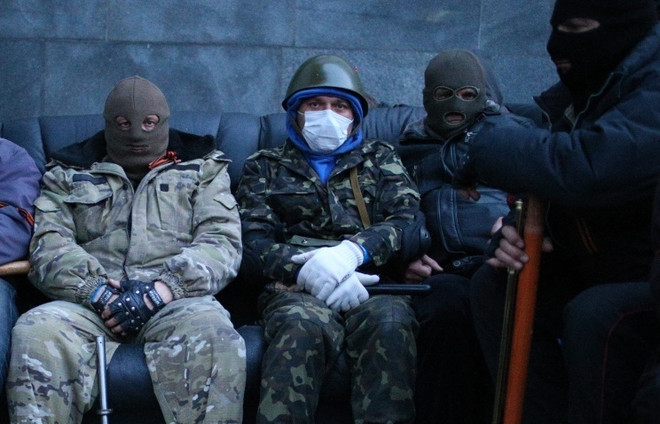 Ukraine tuyên bố sẽ trấn áp mạnh bạo loạn ở miền Đông ảnh 1