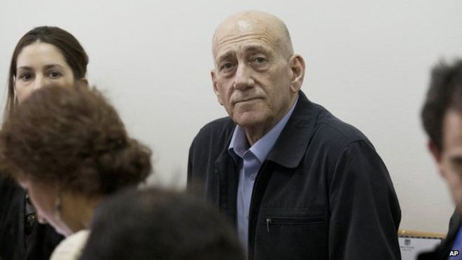 Cựu Thủ tướng Israel E.Olmert lại bị phạt tù vì tội tham nhũng ảnh 1