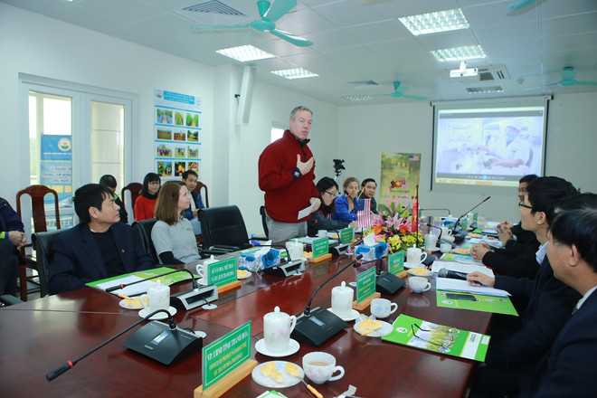 Thăm Công ty mía đường Lam Sơn, Đại sứ Mỹ bàn các dự án ở xứ Thanh ảnh 3