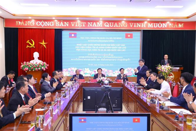 Tăng cường giao lưu, hợp tác khoa học giữa Việt Nam và Lào ảnh 2