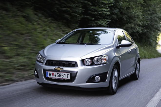 Hãng xe GM thu hồi hàng chục nghìn xe bị lỗi hệ thống lái ảnh 1