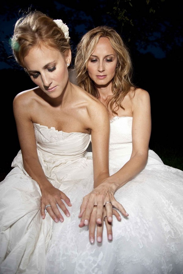 Những cặp đôi đồng tính trong làng giải trí cực dễ thương ảnh 6