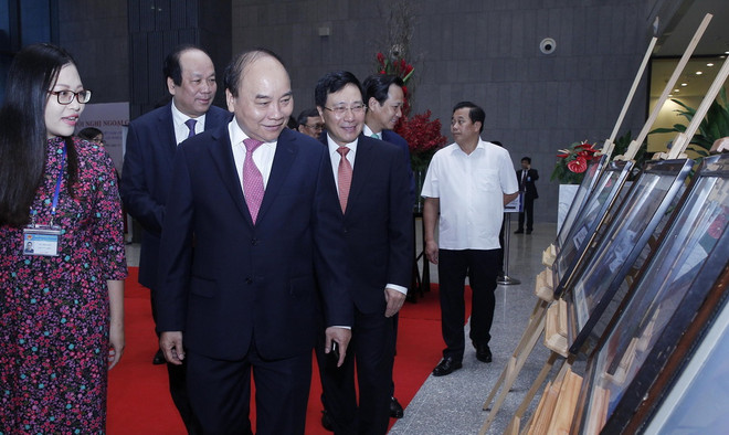 Thủ tướng: Công tác đối ngoại cần lấy doanh nghiệp làm trung tâm ảnh 2