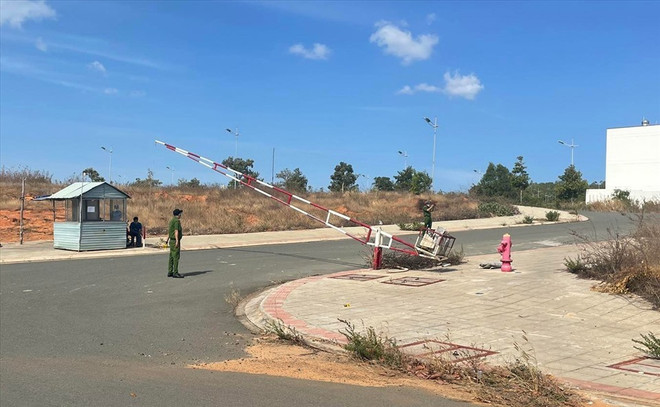 Nguyên Chủ tịch UBND tỉnh Bình Thuận bị truy tố cùng 11 bị can ảnh 1