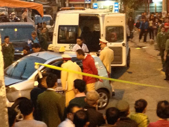 Hình ảnh đau lòng từ vụ taxi đâm chết người trên đường Hồng Hà ảnh 2