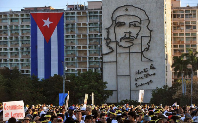 Cuba bắt đầu thảo luận văn kiện trình Đại hội Đảng lần thứ VII ảnh 1