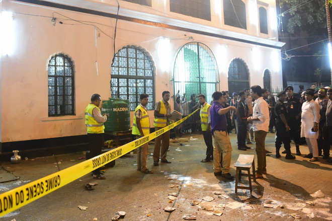 Nhà nước Hồi giáo IS nhận tiến hành đánh bom ở Bangladesh ảnh 1