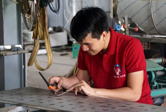 Khởi nghiệp với máy sấy nông sản, anh nông dân kiếm 1 tỷ đồng mỗi năm ảnh 2