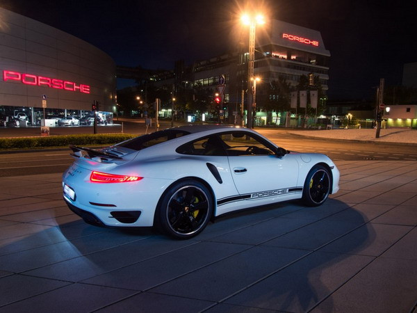 Porsche trình làng phiên bản 911 Turbo S GB Edition đặc biệt ảnh 1