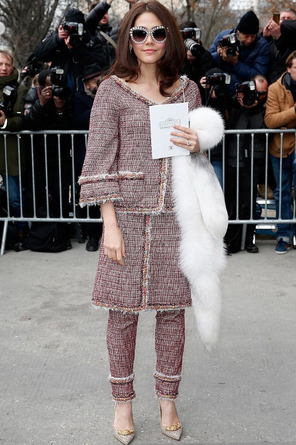 Chanel Haute Couture Xuân Hè 2015: Cảm hứng "Nghi lễ Mùa Xuân" ảnh 11