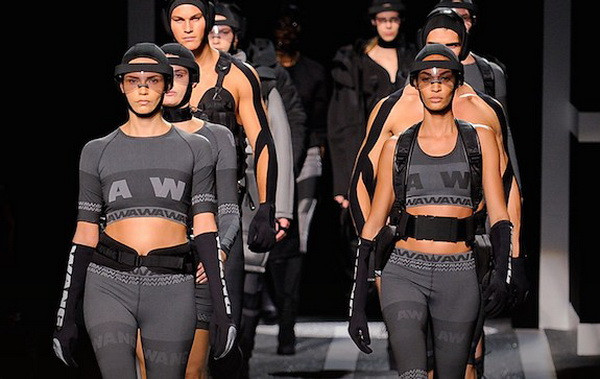 Thời trang 2014: Sự biến đổi thú vị và những bước ngoặt bất ngờ ảnh 5