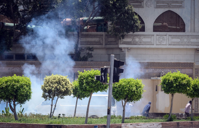 Tổng thống Ai Cập thề "trả đũa" sau vụ nổ ngoài dinh tổng thống ảnh 1