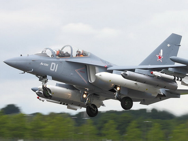 Nga sẽ chuyển giao 3 máy bay chiến đấu Yak-130 cho Myanmar ảnh 1