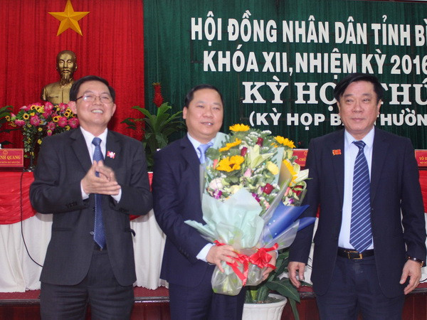 Ông Nguyễn Phi Long được bầu giữ chức Phó Chủ tịch UBND tỉnh Bình Định ảnh 1