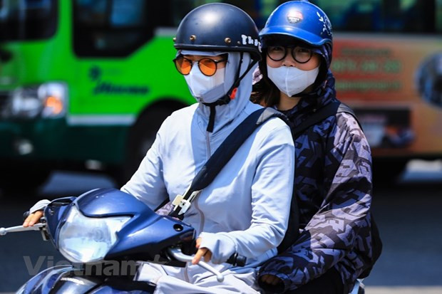 Ảnh minh họa. (Ảnh: Hoài Nam/Vietnam+) Dự báo: Đợt nắng nóng gay gắt khu vực Đông Bắc Bộ sẽ kết thúc vào 23/5 ảnh 1