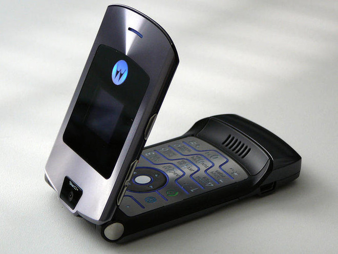 Hãng Motorola sắp hồi sinh 'tượng đài' điện thoại nắp gập Razr? ảnh 1
