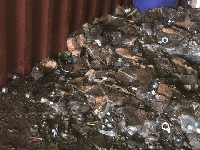 Posco SS Vina giấu phụ tùng ôtô trong 4 container phế liệu về Việt Nam ảnh 1