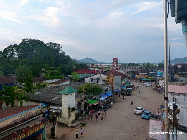 Kinh tế Myanmar vẫn nằm dưới sự kìm kẹp của các nhà tài phiệt ảnh 1