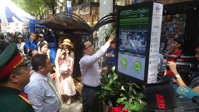 Đường sách Thành phố Hồ Chí Minh: Ngày càng hấp dẫn và thu hút ảnh 2