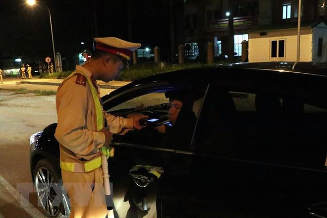 Bộ Y tế muốn giữ đề xuất về kiểm soát thời gian bán rượu bia ảnh 1