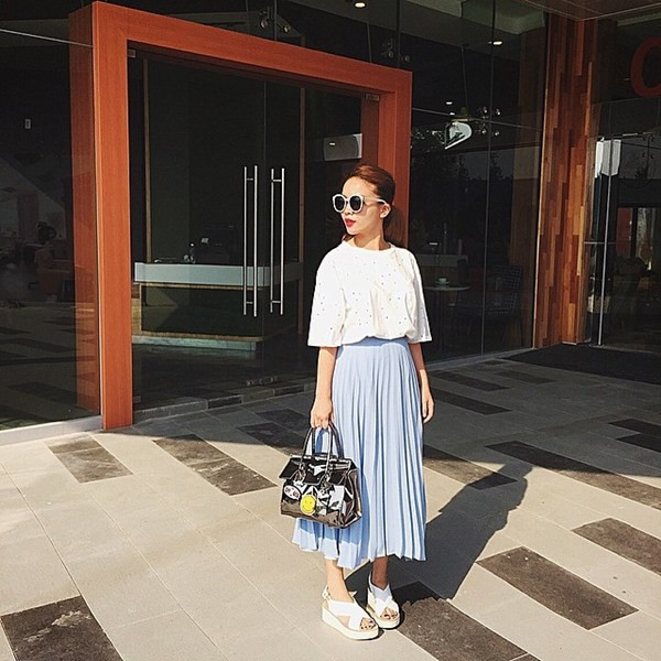 Các phong cách thời trang "thiếu vải" thời thượng của sao Việt ảnh 17