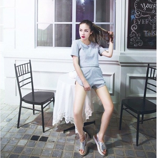 Các phong cách thời trang "thiếu vải" thời thượng của sao Việt ảnh 18