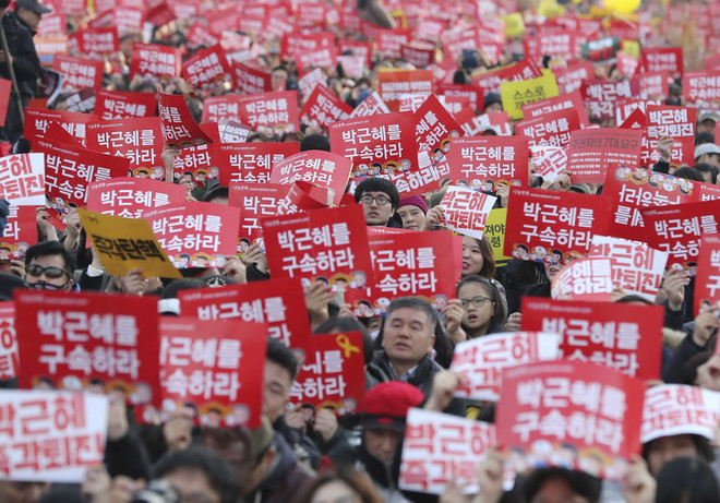 Hàn Quốc: Biểu tình phản đối Tổng thống bước sang tuần thứ 8 ảnh 1