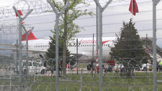 Bắt giữ nhóm nghi can đánh cắp hàng triệu euro tại sân bay Albania ảnh 1